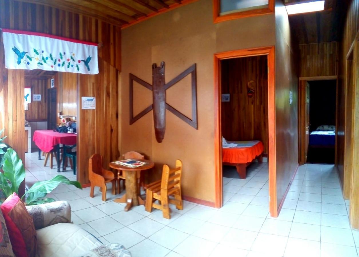 Pensión y Cabinas Colibrí B&B Monteverde-Costa Rica Exterior foto